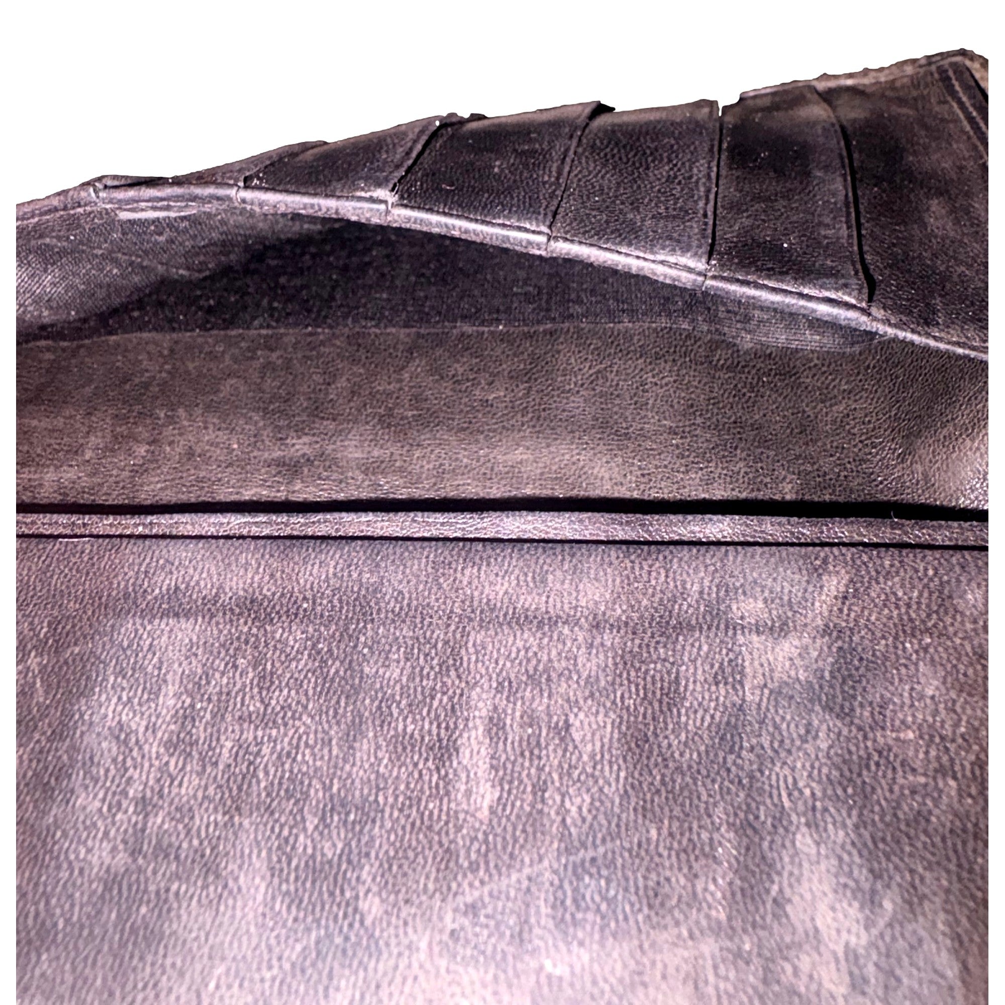 Chanel Vintage Interlocking CC Black Lambskin Quilted Wallet with Coin Compartment