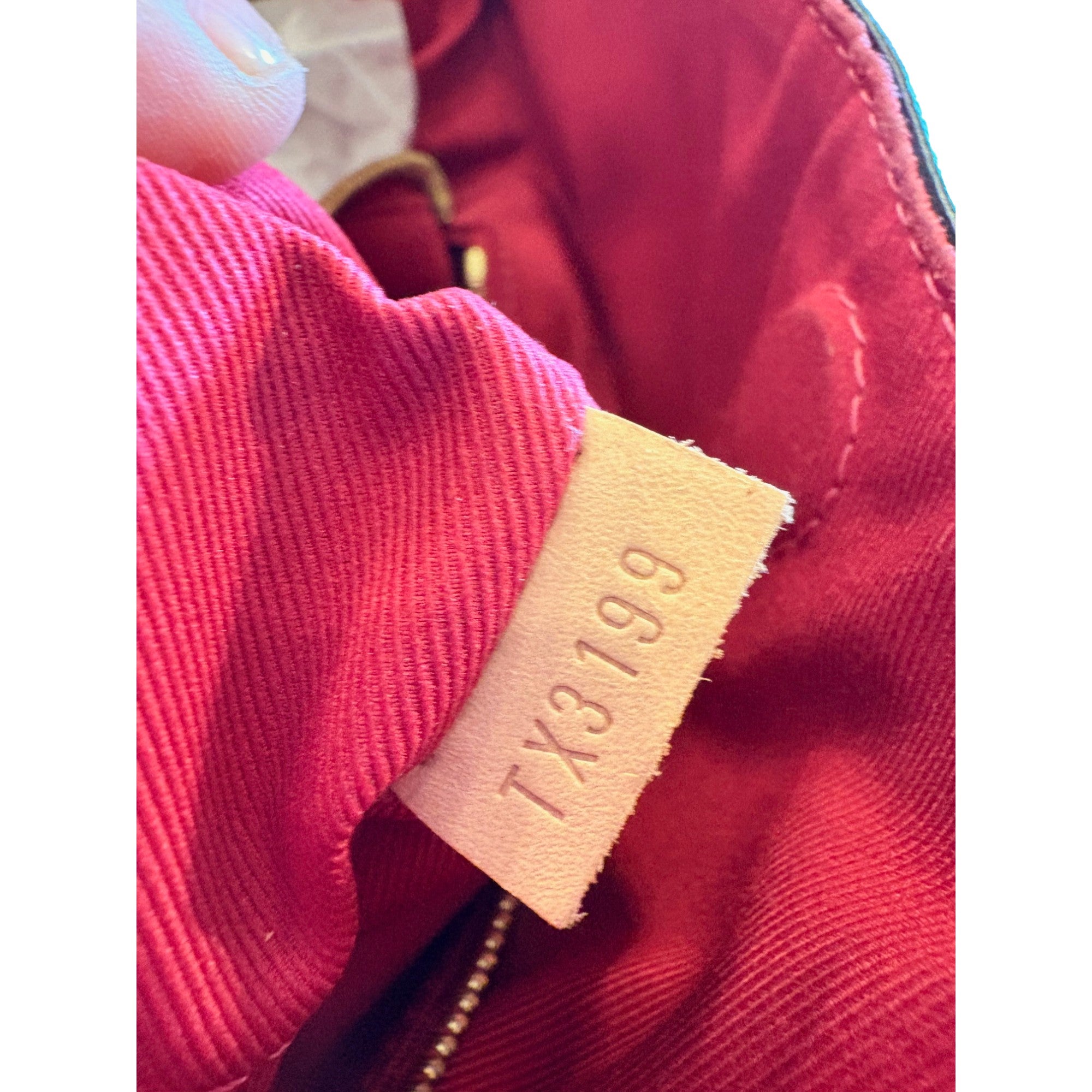 Louis Vuitton Classic Monogram Graceful PM Pivoine Shoulder Bag
