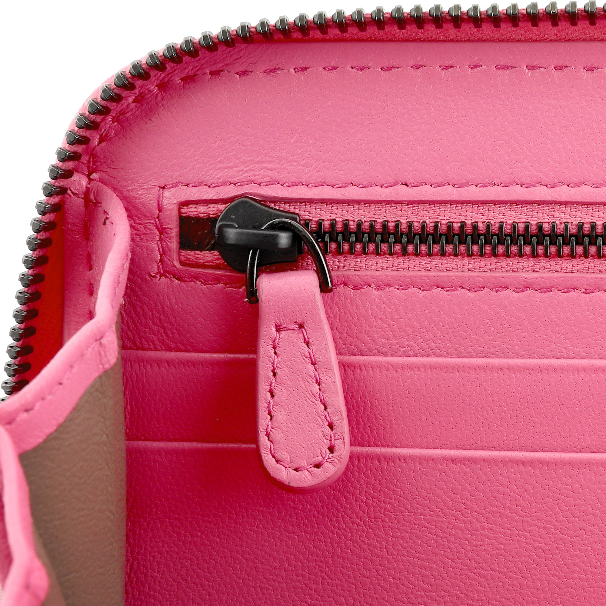 Bottega Veneta Intrecciato Zipper French Calf Leather Wallet Pink at_Queen_Bee_of_Beverly_Hills