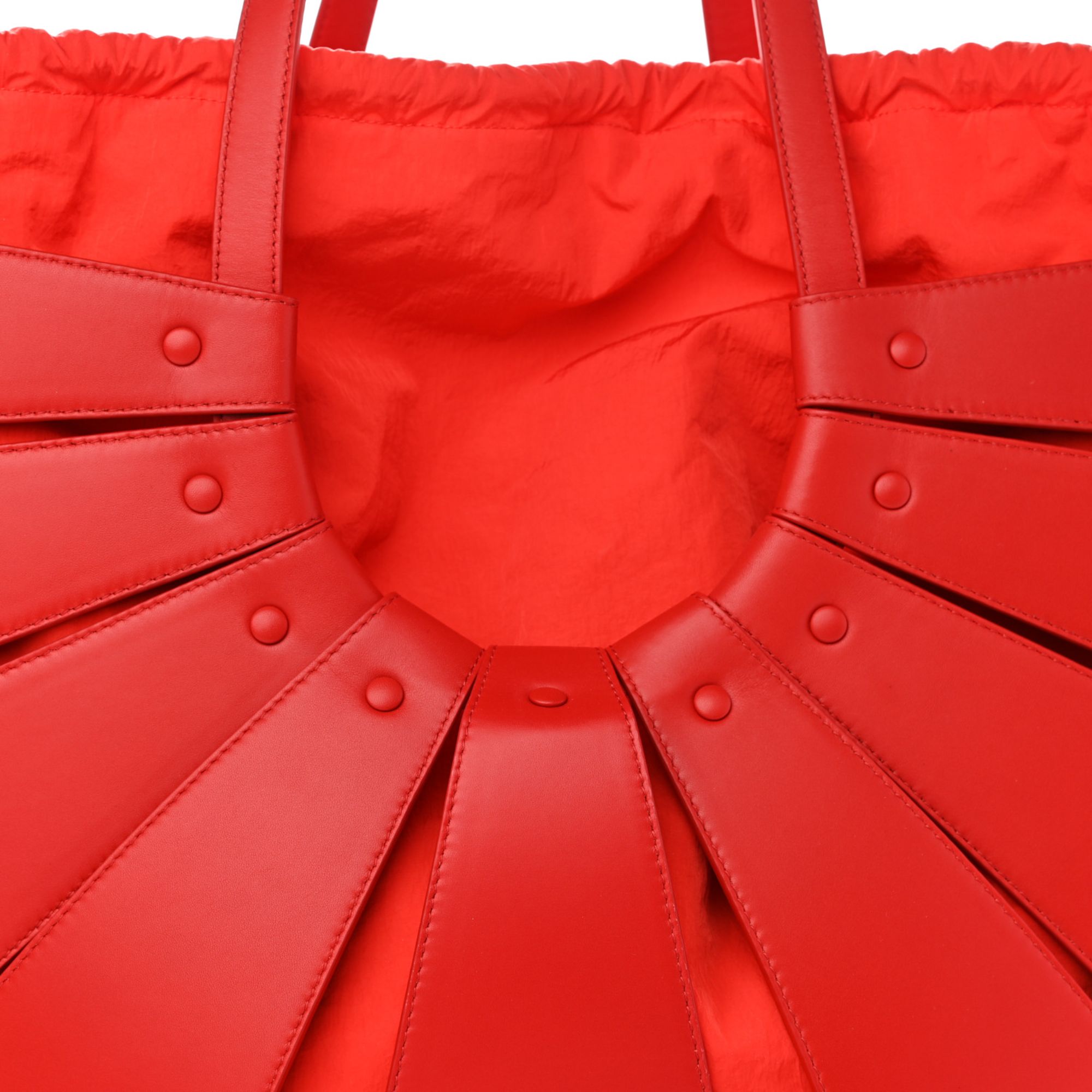Bottega Veneta The Shell Bag 'Chili Tomato" French Calfskin at_Queen_Bee_of_Beverly_Hills