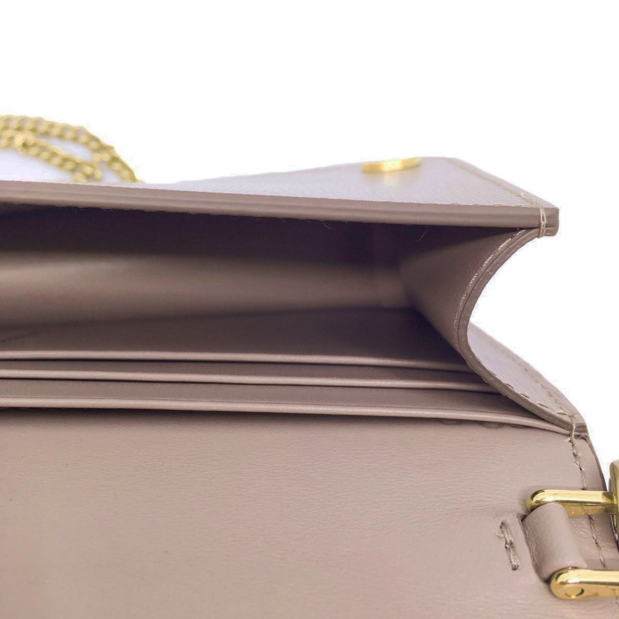 Prada Cipria Beige Vitello Move Leather Chain Wallet Crossbody Bag 1BP021 at_Queen_Bee_of_Beverly_Hills