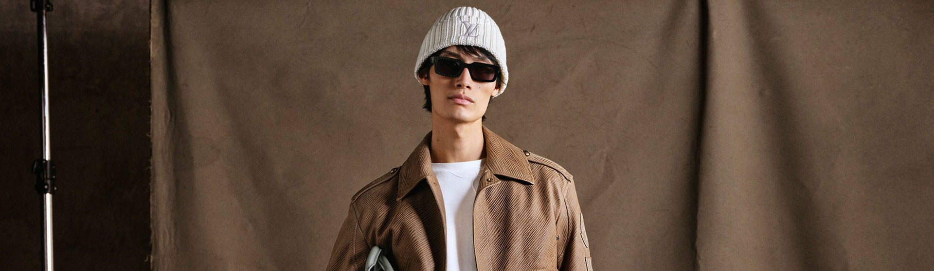 Gucci Men's Briefcase GG Supreme Beige with Black Trim