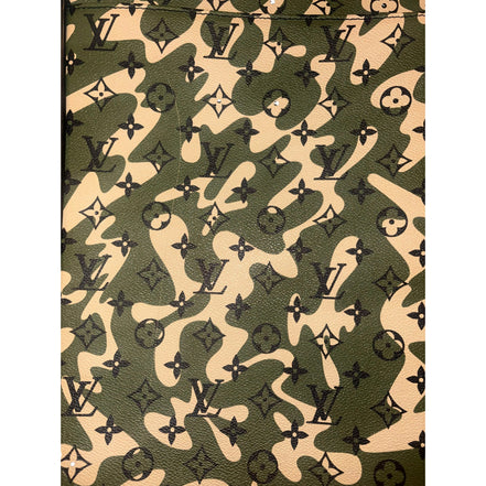 Louis Vuitton x Takashi Murakami Monogramouflage Pegase 60 Rolling Suitcase