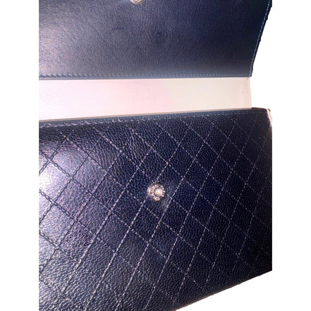 Chanel Vintage Classic Flap Black and White 3 Fold Bicorelle Wallet available at Queen Bee of Beverly Hills