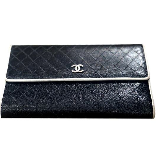 Chanel Vintage Classic Flap Black and White 3 Fold Bicorelle Wallet available at Queen Bee of Beverly Hills