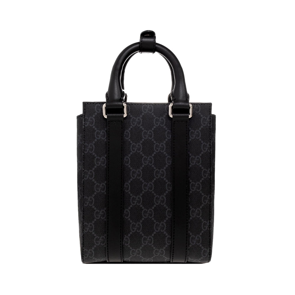 Fendi, Gucci, Bottega Veneta and Supreme bring the bag to the man