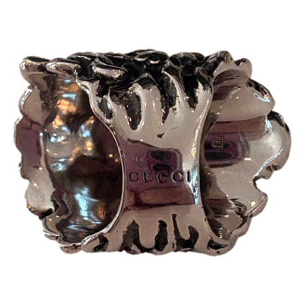 Gucci Lion Head Motif Silver Ring Light Pink Crystal Size 10 available at Queen Bee of Beverly Hills