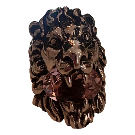 Gucci Lion Head Motif Silver Ring Light Pink Crystal Size 10 available at Queen Bee of Beverly Hills