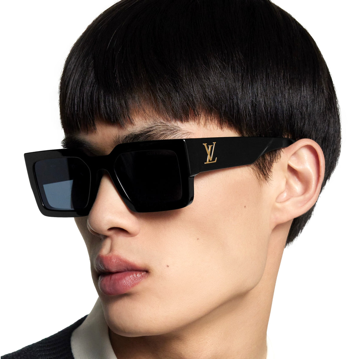 Louis Vuitton Clash Square Sunglasses | Queen Bee of Beverly  display picture 1