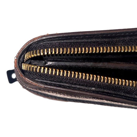 Louis Vuitton Limited Edition Zippy Steamer Wallet Brogue Monogram available at Queen Bee of Beverly Hills