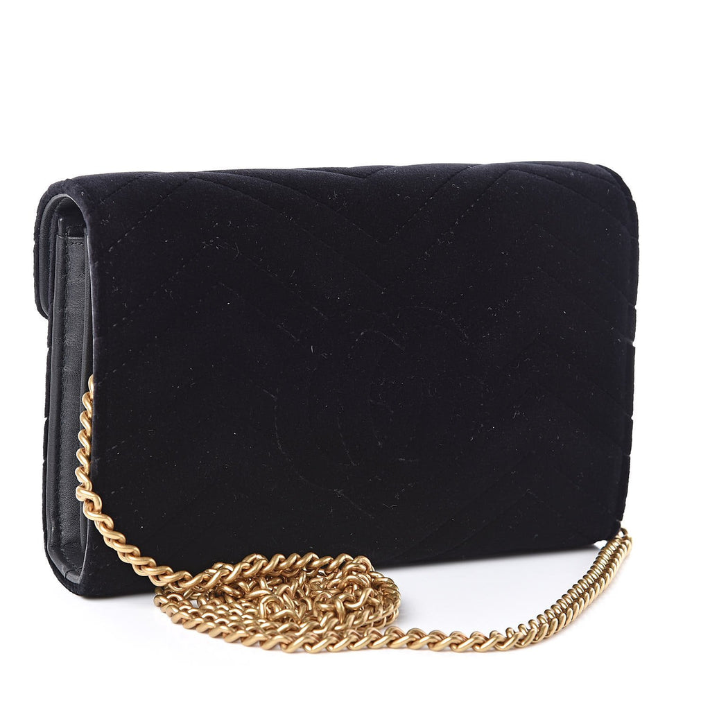 Gucci Small Black Velvet Matelasse GG Marmont Chain Wallet Crossbody 474575 at_Queen_Bee_of_Beverly_Hills