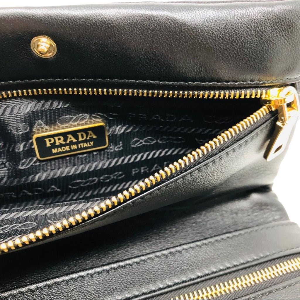 Prada Black Tessuto Nylon Calf Leather Trim Satchel Tote Bag – Queen Bee of  Beverly Hills