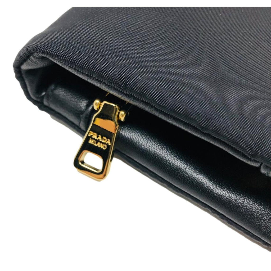 Prada Black Tessuto Nylon Calfskin Leather Wallet Clutch Bag 1MS001 – Queen  Bee of Beverly Hills