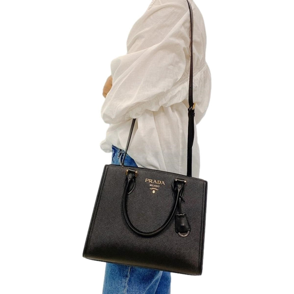 prada saffiano leather shoulder bag