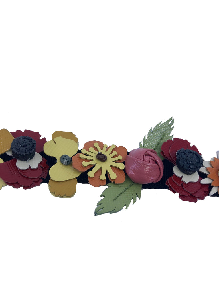 Prada Women's Collane in Pelle Tu Nero Black Vernice Garden Flower Belt Strap at_Queen_Bee_of_Beverly_Hills