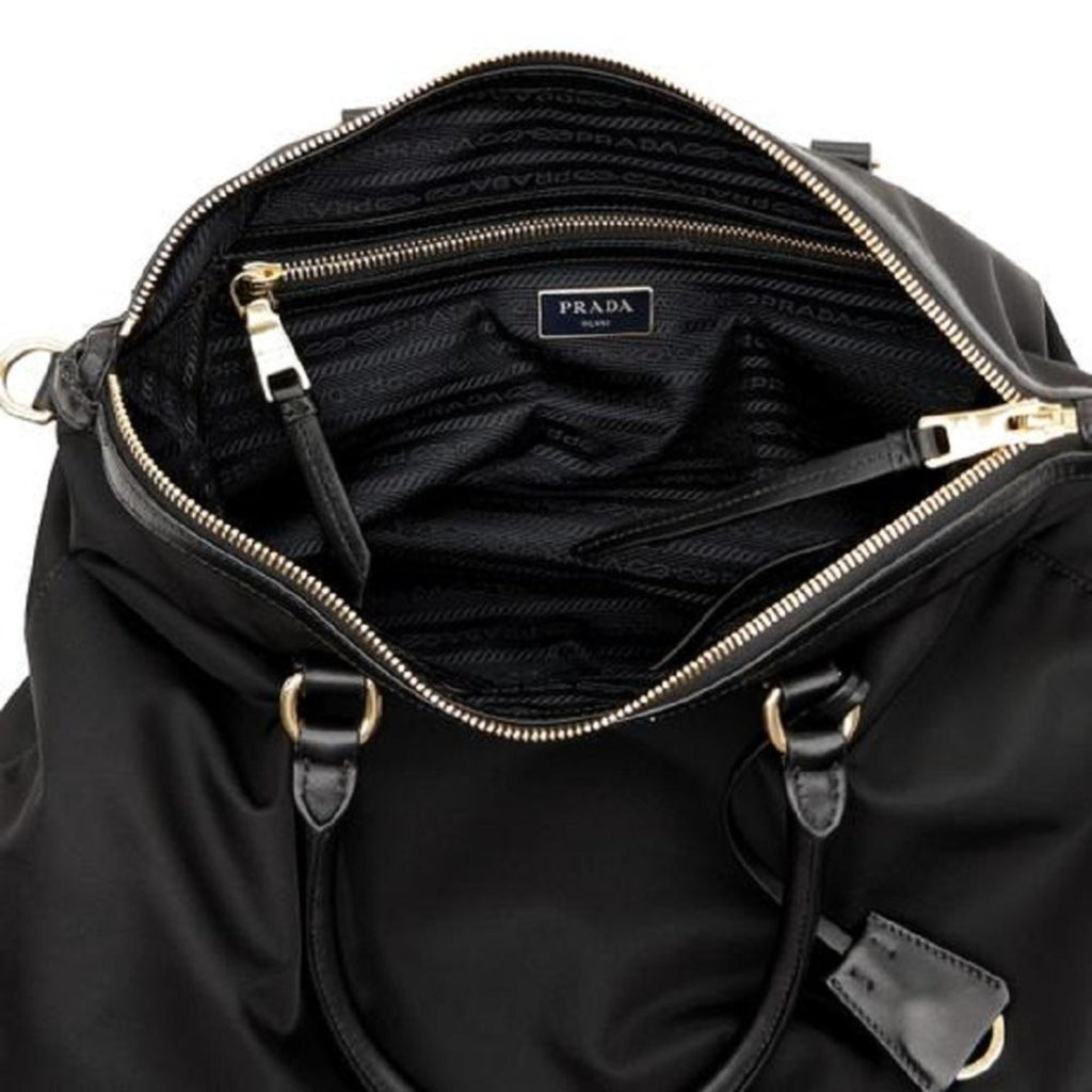 Leather handbag Prada Black in Leather - 32761661
